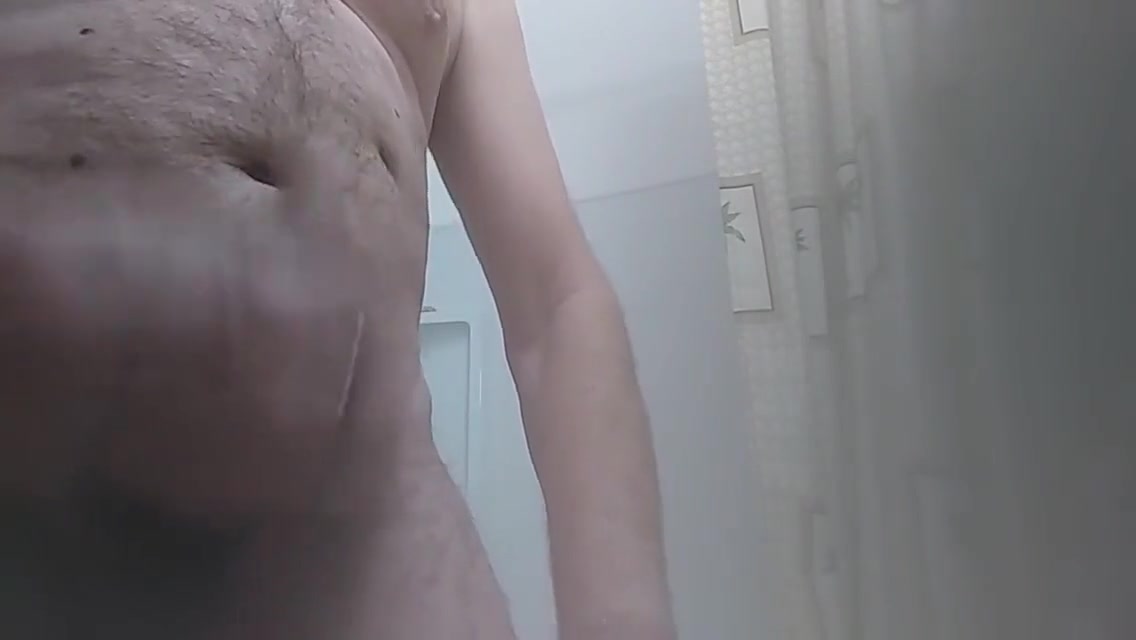 Danrun Joyfully Cums Before His Shower 3 Min