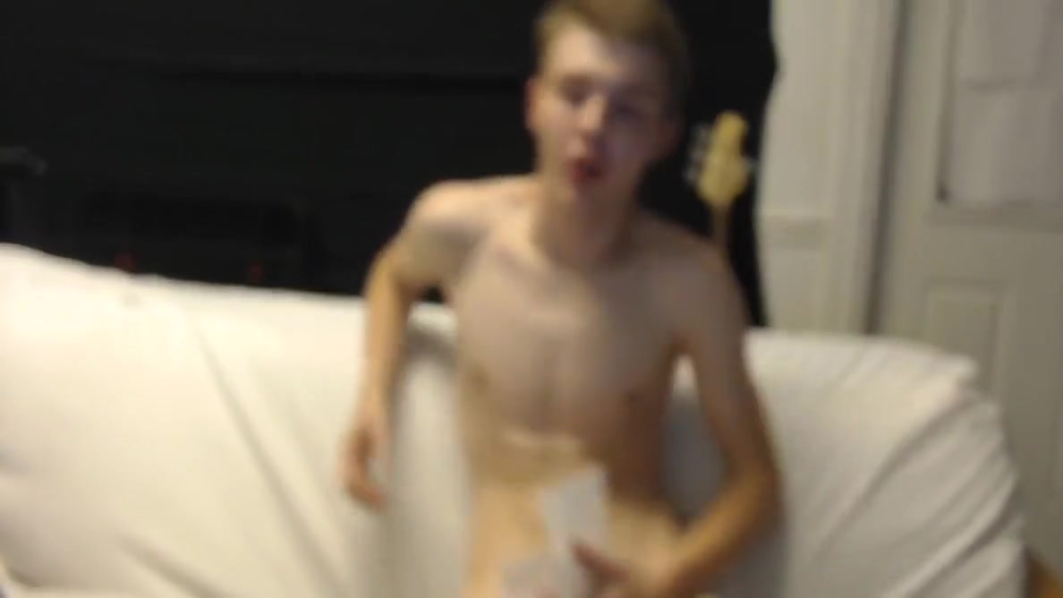 Kinky teen 18+ Twink Jade Deofol Teases His Arsehole And Swallows His Biggest Load