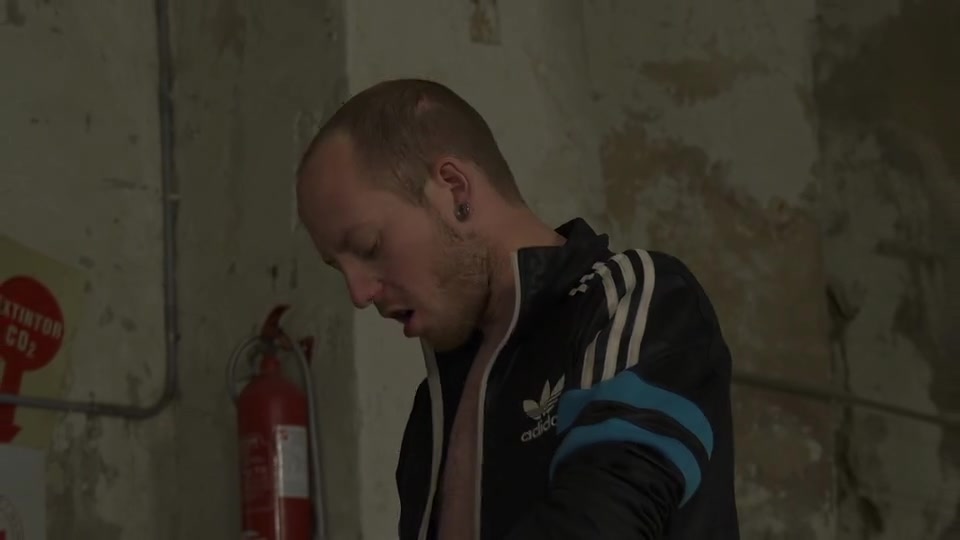 Thirsty Boy Gets Fed & Fucked! - Casper Ellis & Sean Taylor