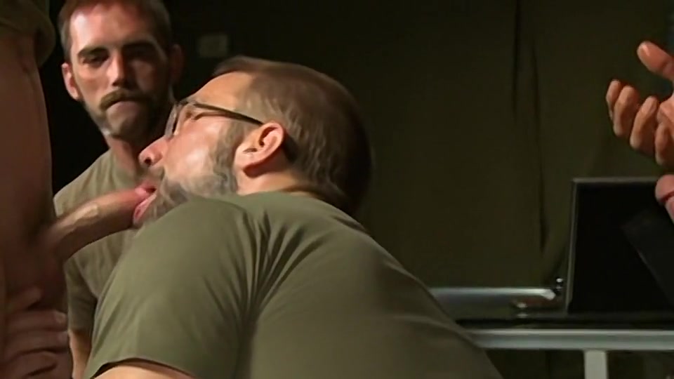 Taking Lots Of Military Cock - Dirk Caber, Joe Parker