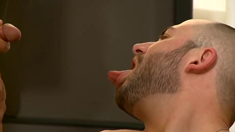 David Takes A Dildo & Blows - David Chase, Sami Damo