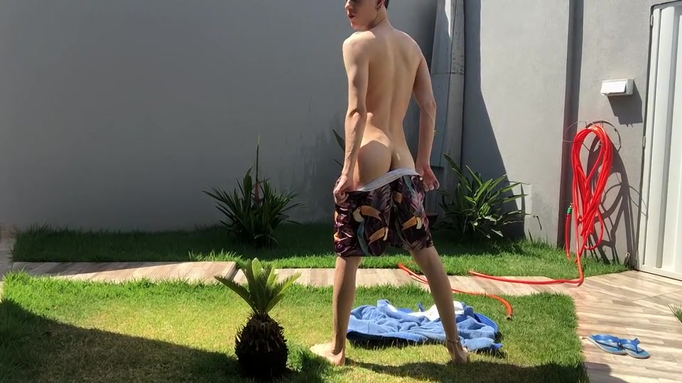 Stroking In The Sun With Henry - Henry Evans