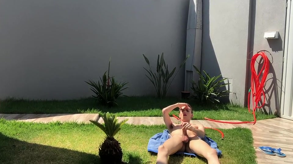 Stroking In The Sun With Henry - Henry Evans