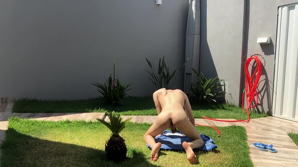 Stroking In The Sun With Henry - Henry Evans