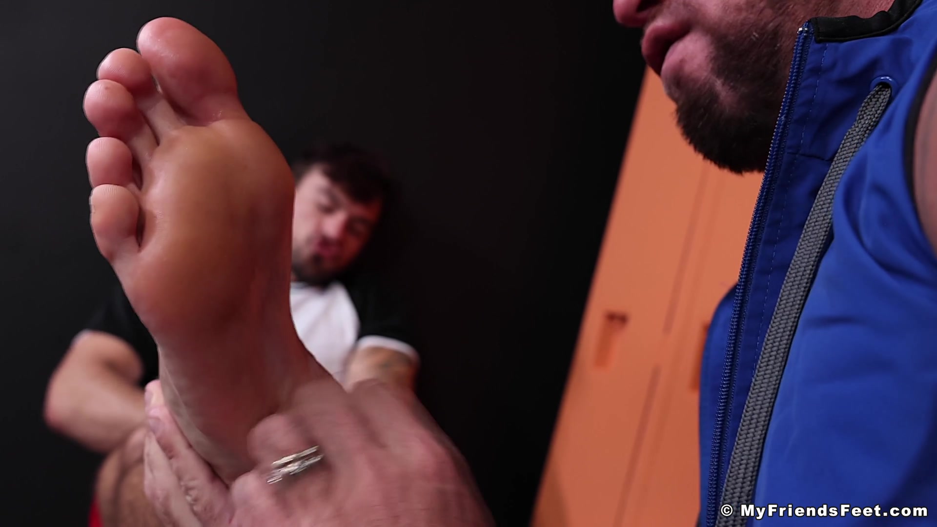 Aiden Tyler Gives Coach Michael Roman a Foot Job - Michael Roman & Aiden Tyler