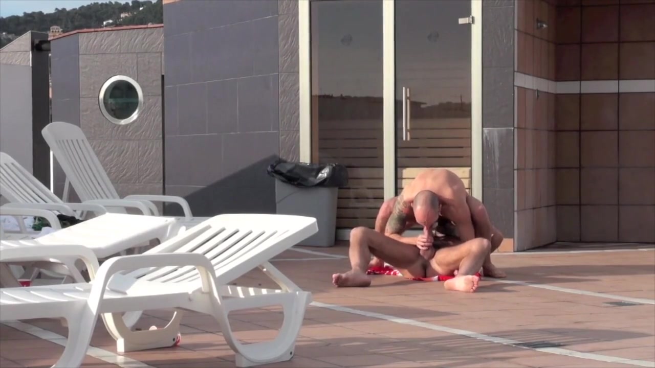 Valentuino Used By Xxl Arab Cock Cam - ArabFuckers