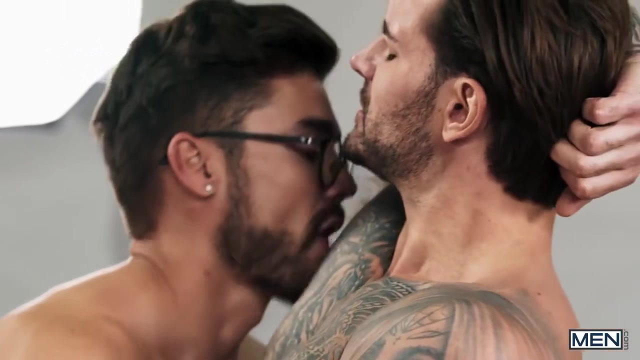 Assisting The Bulge Model Papi Kocic, Dann Grey