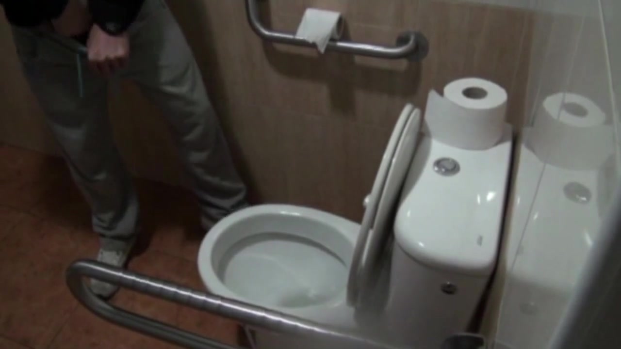 Straight arab fucked in public toilett - CrunchBoy