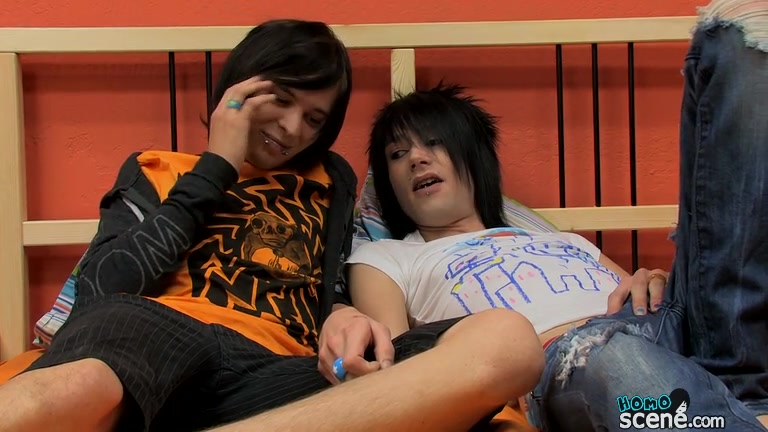 Skinny Scene Boys Brandon & Miles Get Off - Brandon White Fucks Miles Pride