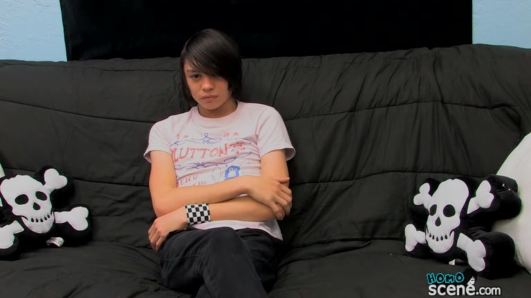 Roxy Enjoys A Glass Dildo While He Wanks - Roxy Red