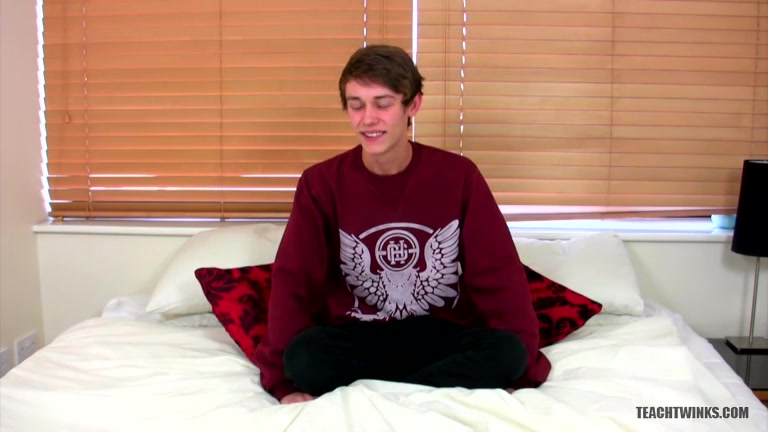 Big-Dicked Bisexual Boy - Jamie Sykes