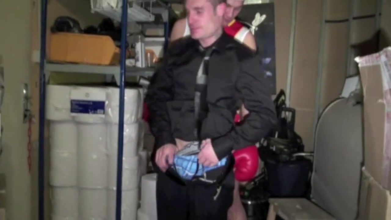 Sportive coach fucked by boxer with XXL cock - CrunchBoy