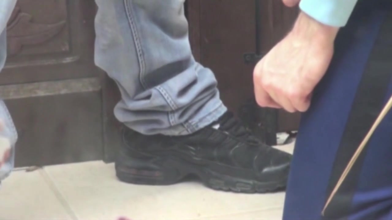 Policeman fucked by a straight outdoor - CrunchBoy