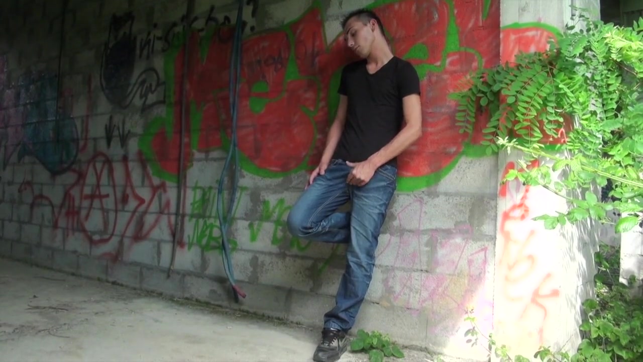 Rafael fucked outdoor by Jimy Fix - CrunchBoy
