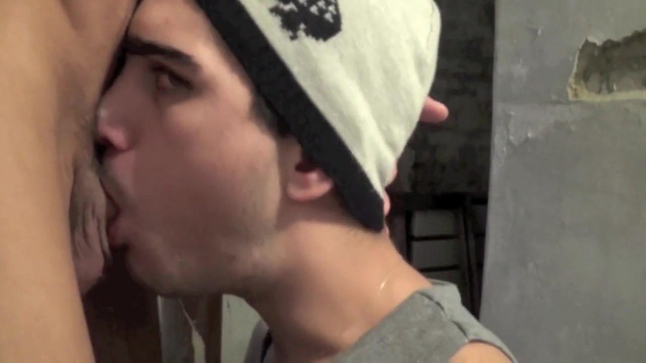 Romeo fucked by the amazing XXL cock Arab - CrunchBoy