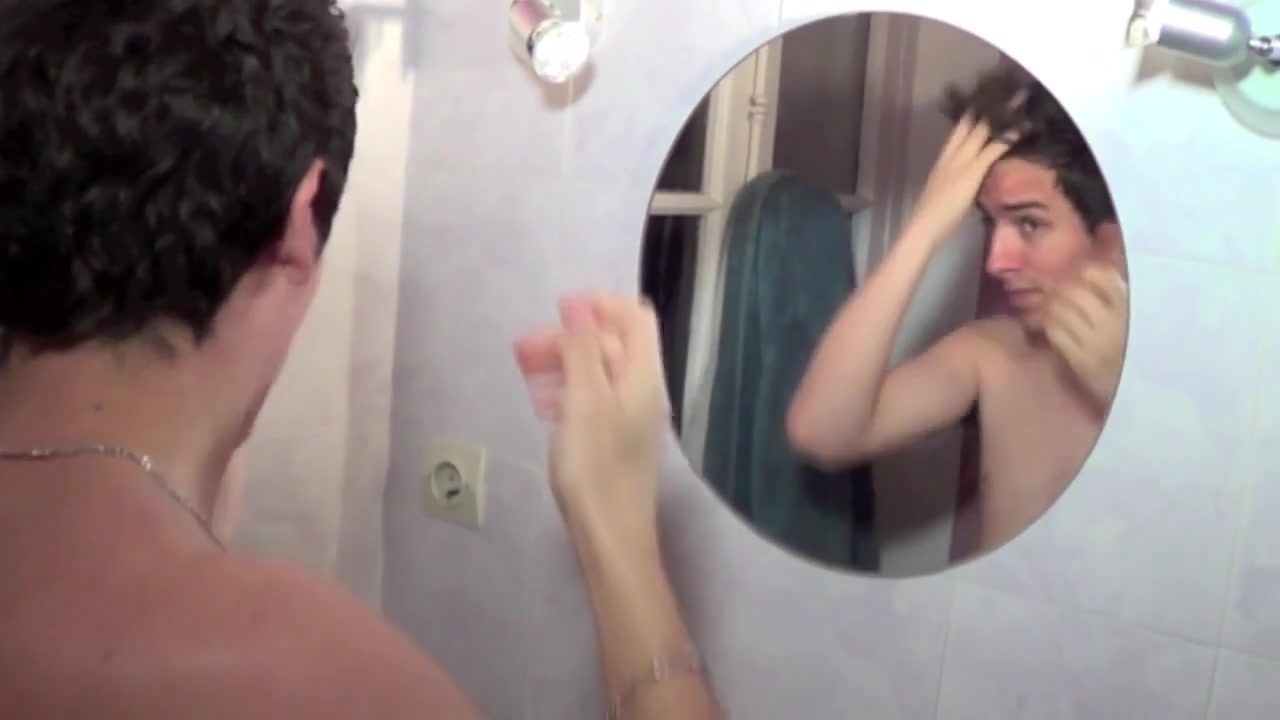 The twink Tiago fucked by his straight friend - CrunchBoy
