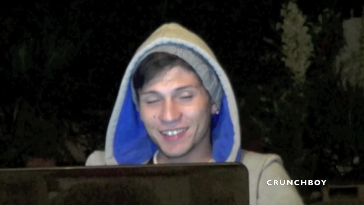 Not gay but ok to fuck his friend - CrunchBoy