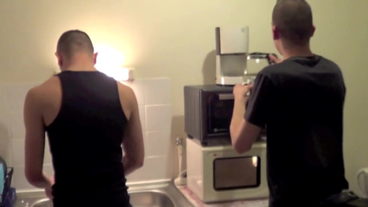 Two sexy French twinks of 20 years old have new fun - CrunchBoy