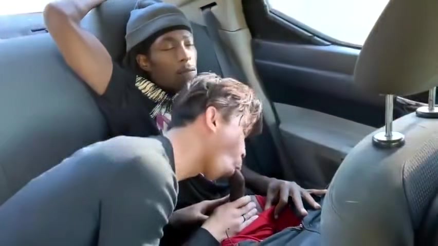 Asian Collage Guy Gets A Massive Black Dick In The Backseat Of The Car - Bussyhunt