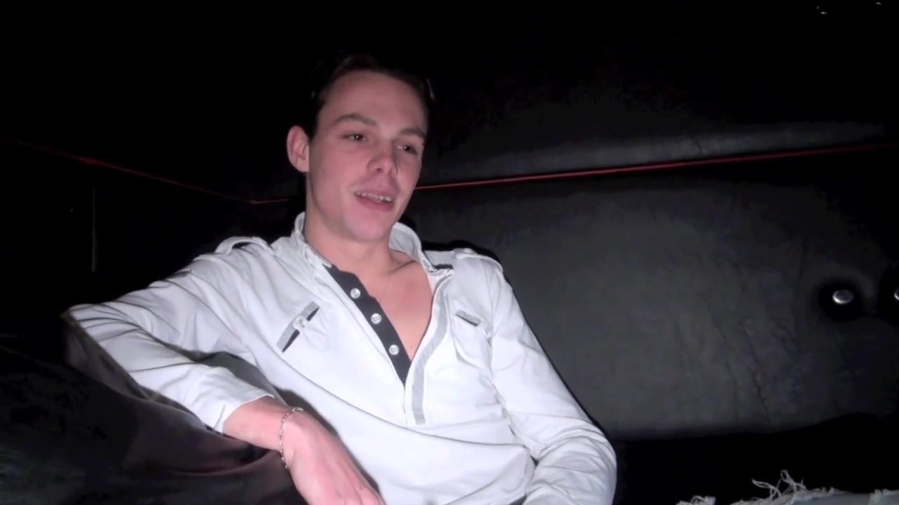 Scally boy fuck a femiante twink in Paris - CrunchBoy