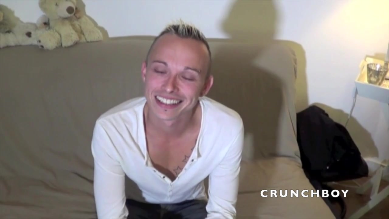 Young football player fuck for fun porn casting - CrunchBoy