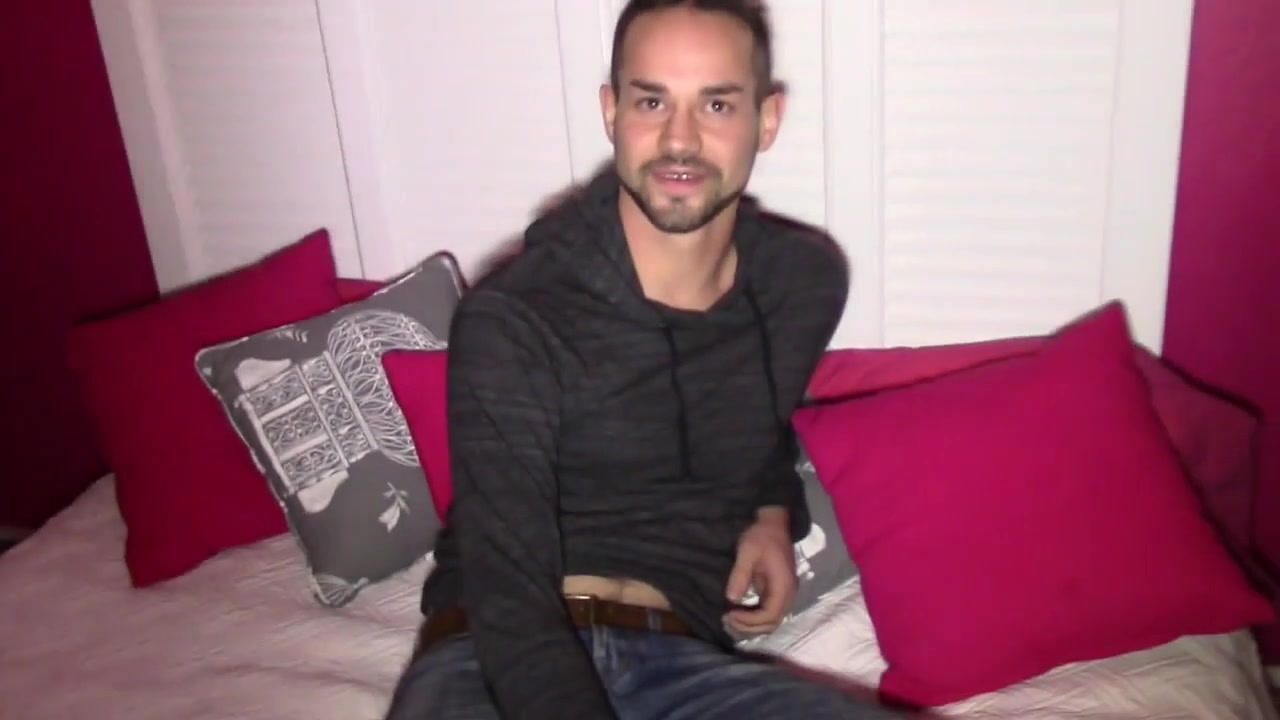 Young bear fucked by Leo a top twinkf or casting - CrunchBoy