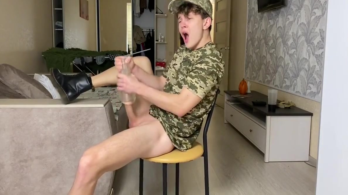 Gay Boy In Bick Dick Young Soldier Borrowed A Flashlight From His Army
