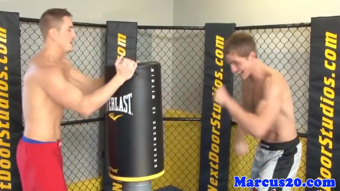 Marcus Mojo - Pounded By Strong Mma Gym Lad