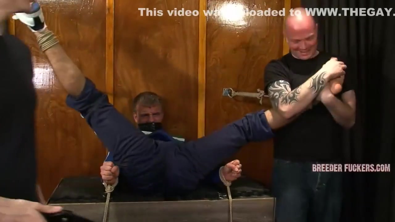 Kinky Straight Guy Comes To Do Gay Bdsm Porn