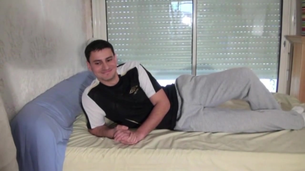Fucked by Matt Surfer for his first gay porn shoot - CrunchBoy