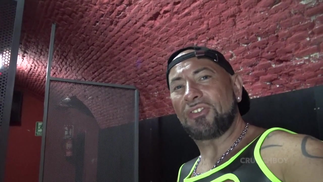 Fist sessiosnf or Chucho Martin fucked raw by Koldo Goran and Jess Royan - CrunchBoy