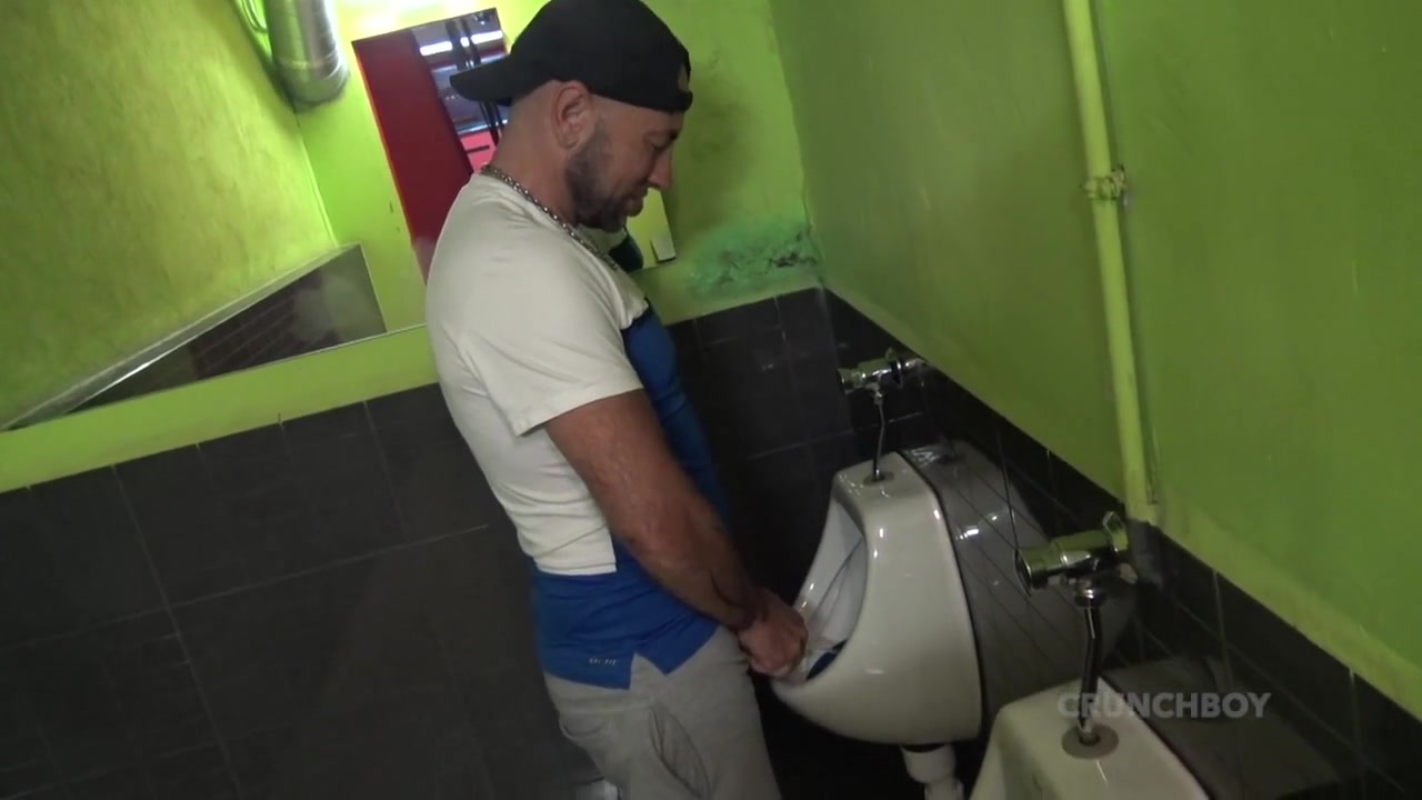 Yago Sinner fucked by the Step daddy Alberto Esposito - CrunchBoy