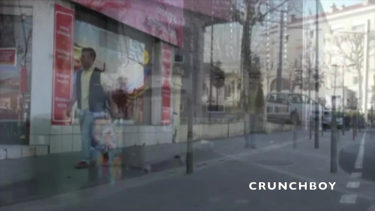 Straight worker sucked by his postman - CrunchBoy