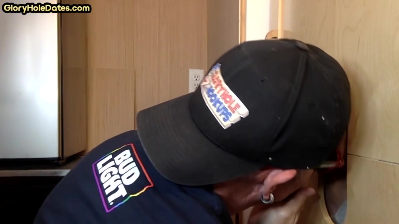 Gloryhole homemade DILF takes cum in mouth after blowjob