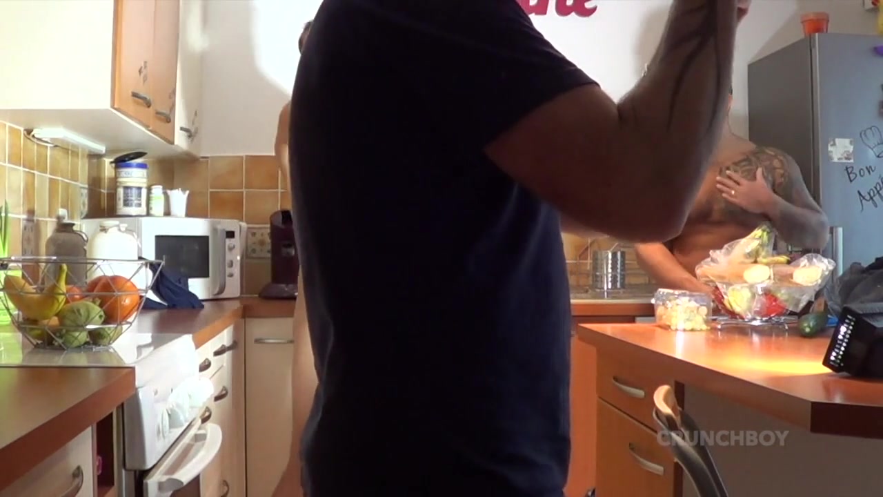 Sexy Arab used by Viktor Rom - webcam secret in the kitchen - HomeWebCamera