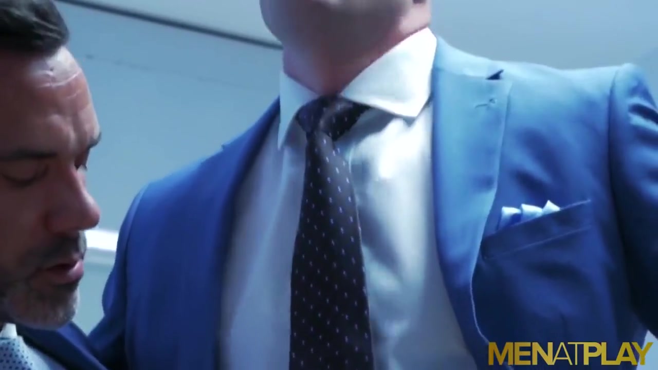 Manuel Skye And Johan Kane In Kinky Gay Boss Anal Bangs