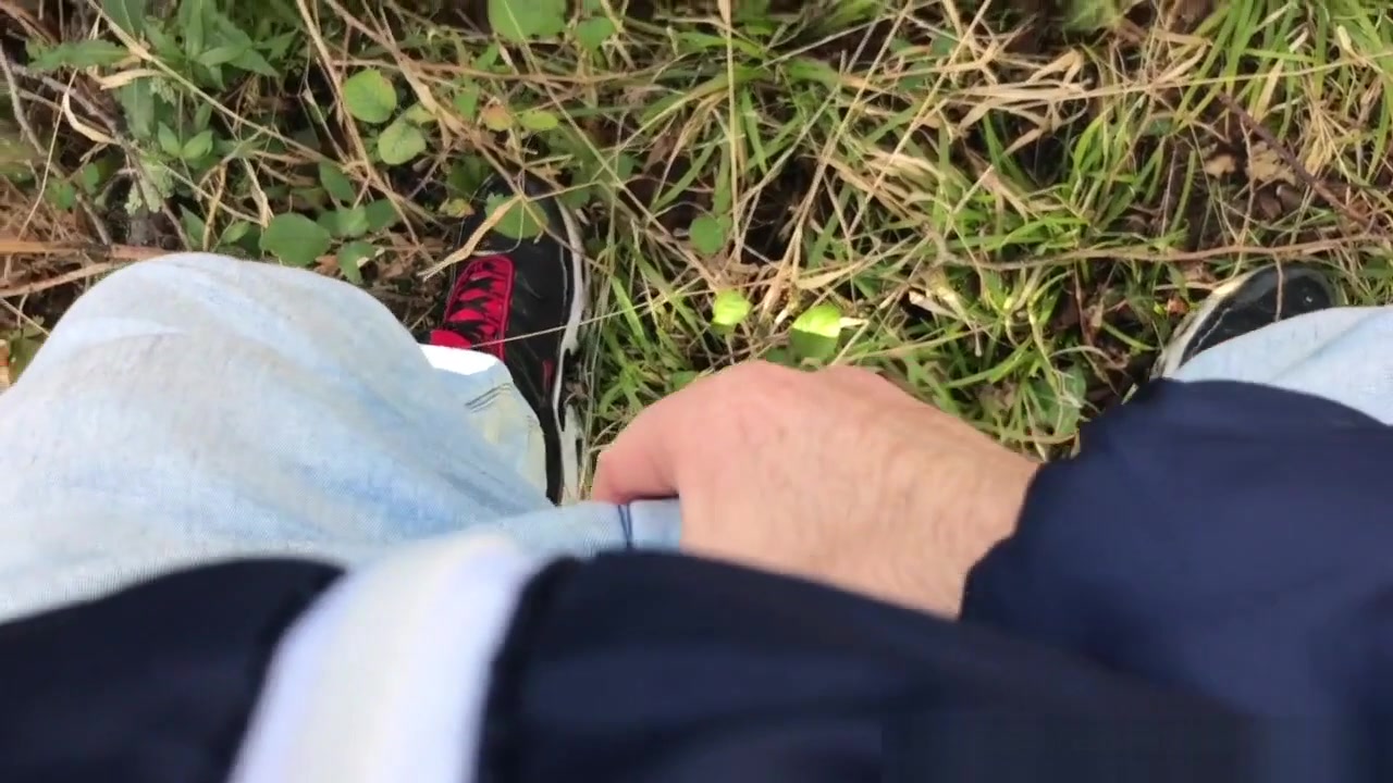 Yougn badboy fucked outdoor by Koldo Goran - BadBoysFuckers