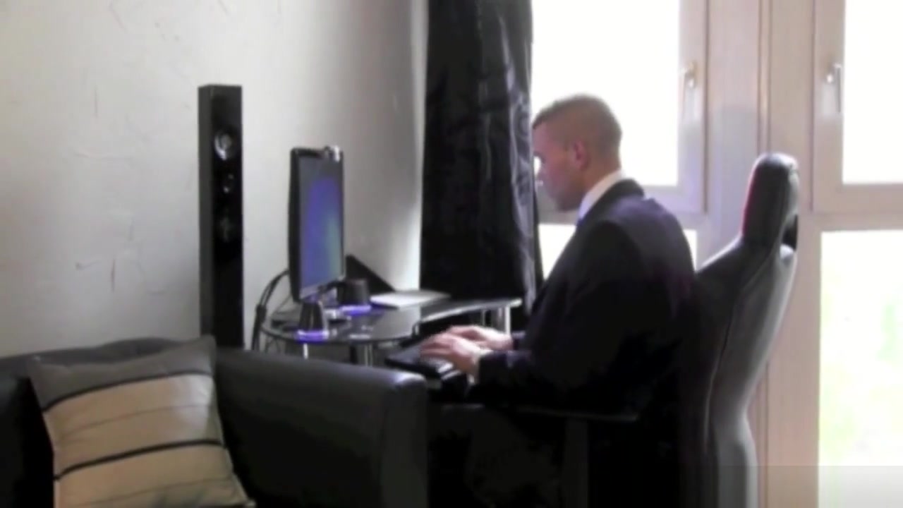 Fucked by directo hotel at work - StraightFuckingBoy