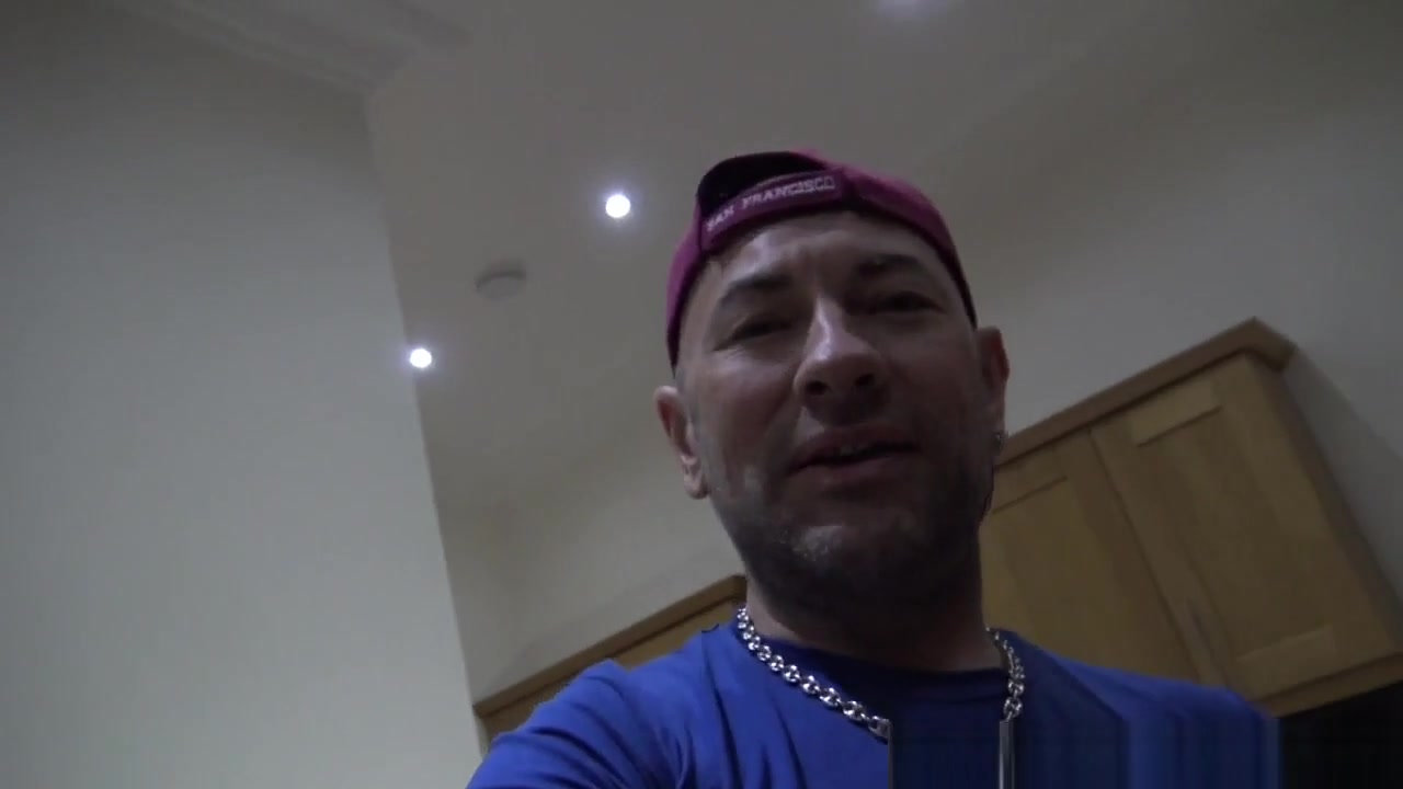 Drew Dixon fucked bareback by Kai Davis in London - BarebackersFromLondon