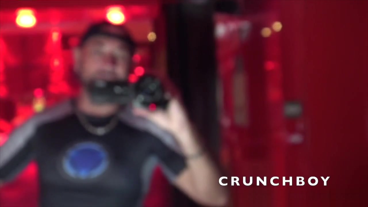 Hugo Tara fucked raw by Kevin David - BarebackBarcelona