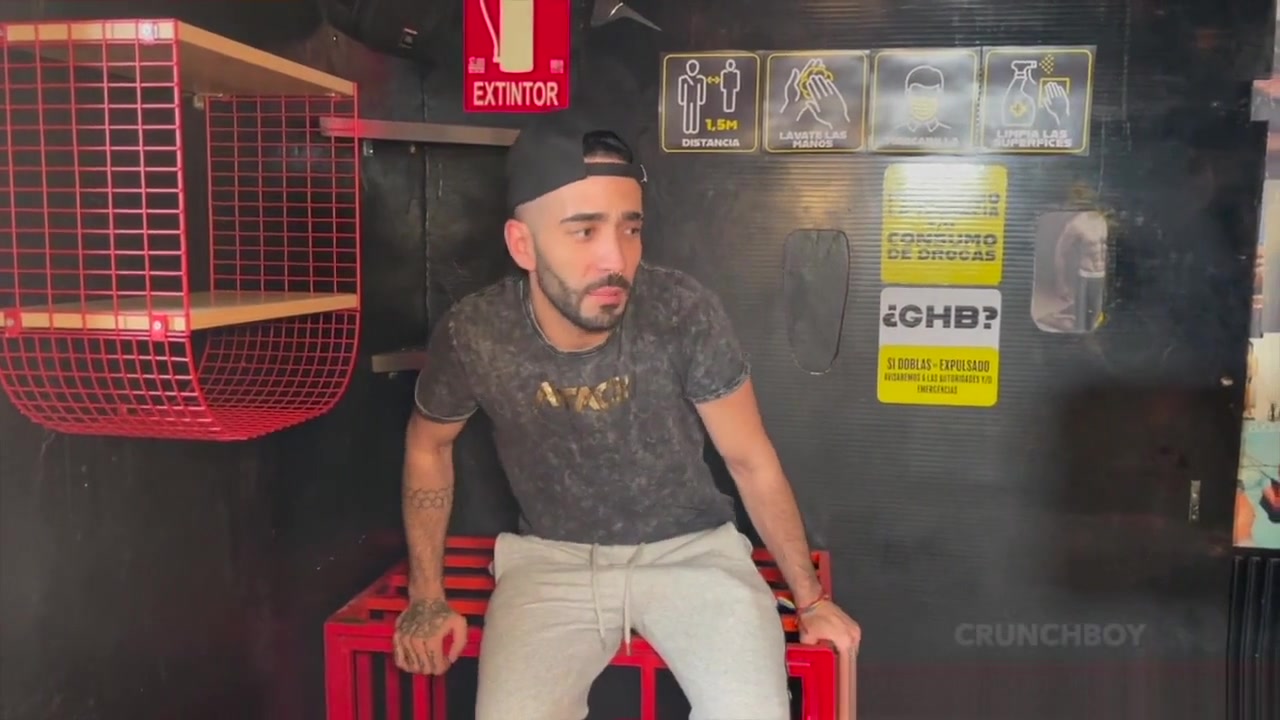 Manuel Sclaco fucked raw in sling by Alton Red - BarebackBarcelona