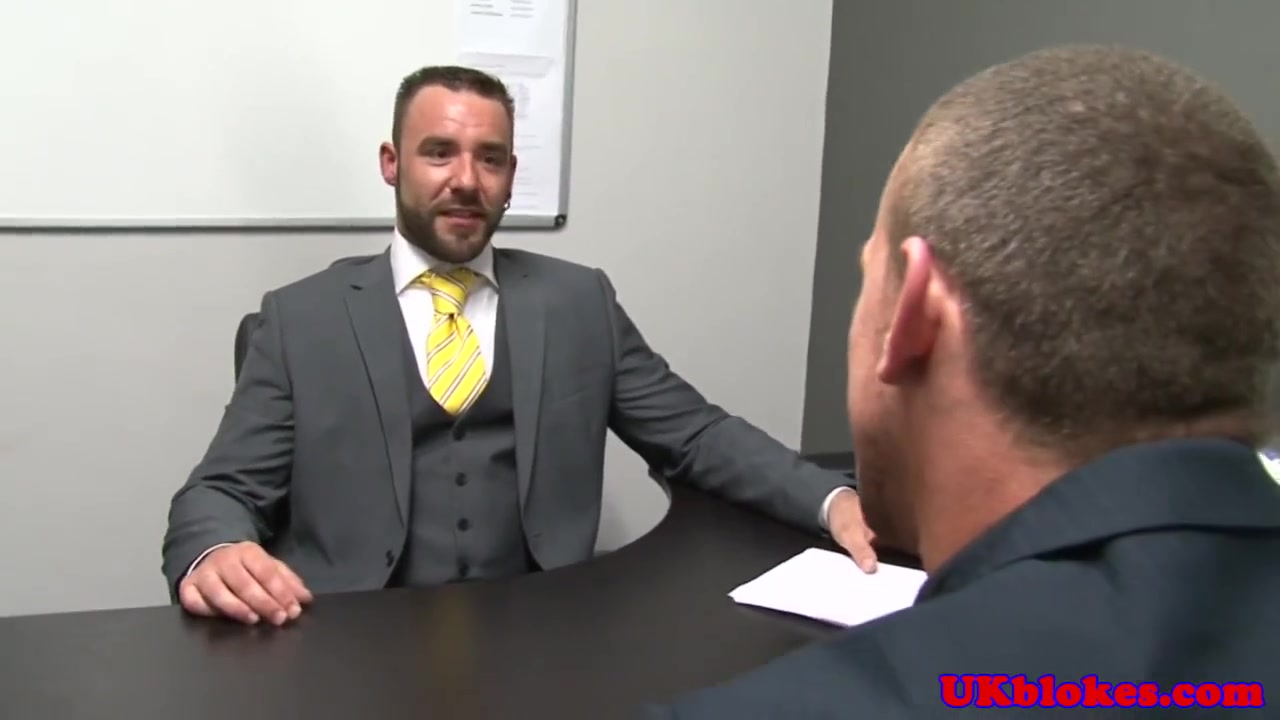Ripped Office Hunks Cocksucking After Hours