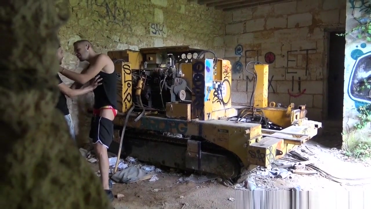 French twink Kevin Ass used raw by young straight boy curious - PrivateClubBigCock