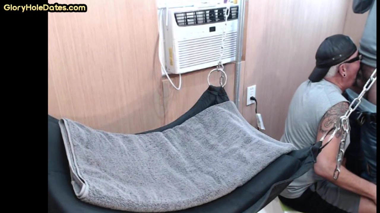 Sling amateur DILF assdrilled at home by cocksucked BF