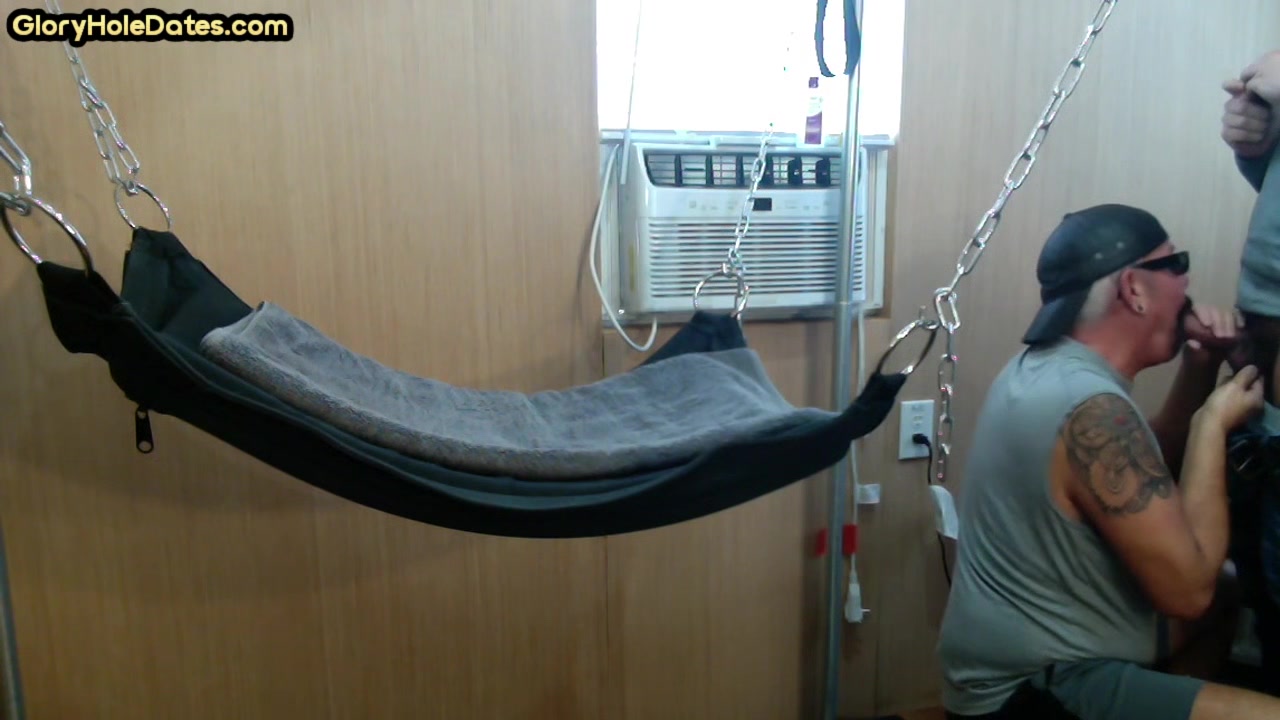 Sling amateur DILF assdrilled at home by cocksucked BF