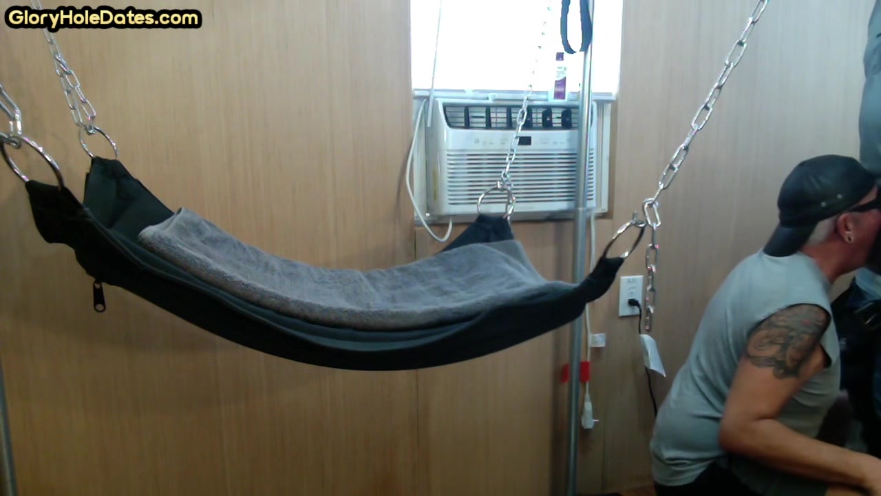 Sling amateur DILF assdrilled at home by cocksucked BF