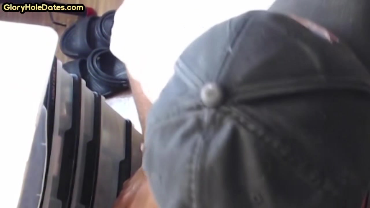 Cock starving gloryhole DILF sucks cock in homemade closeup