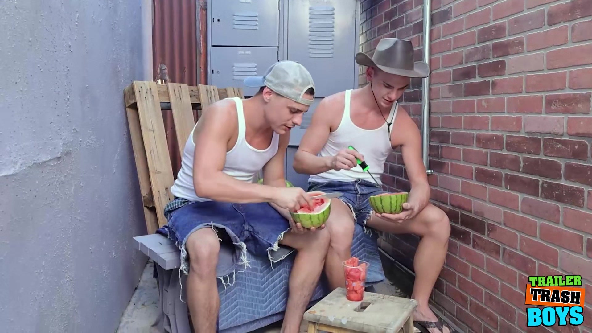 TRAILERTRASHBOYS Twinks Jack Waters And Asher Day Bareback