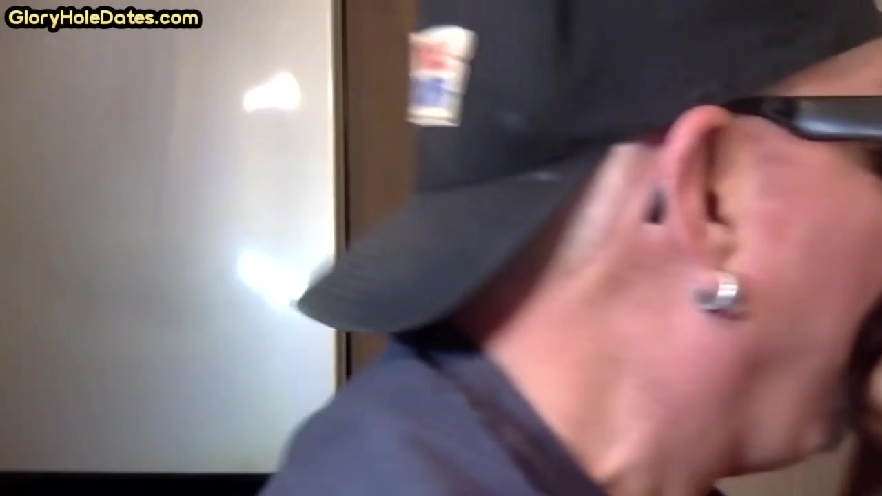 Cock hungry gloryhole DILF sucks dick in home private video