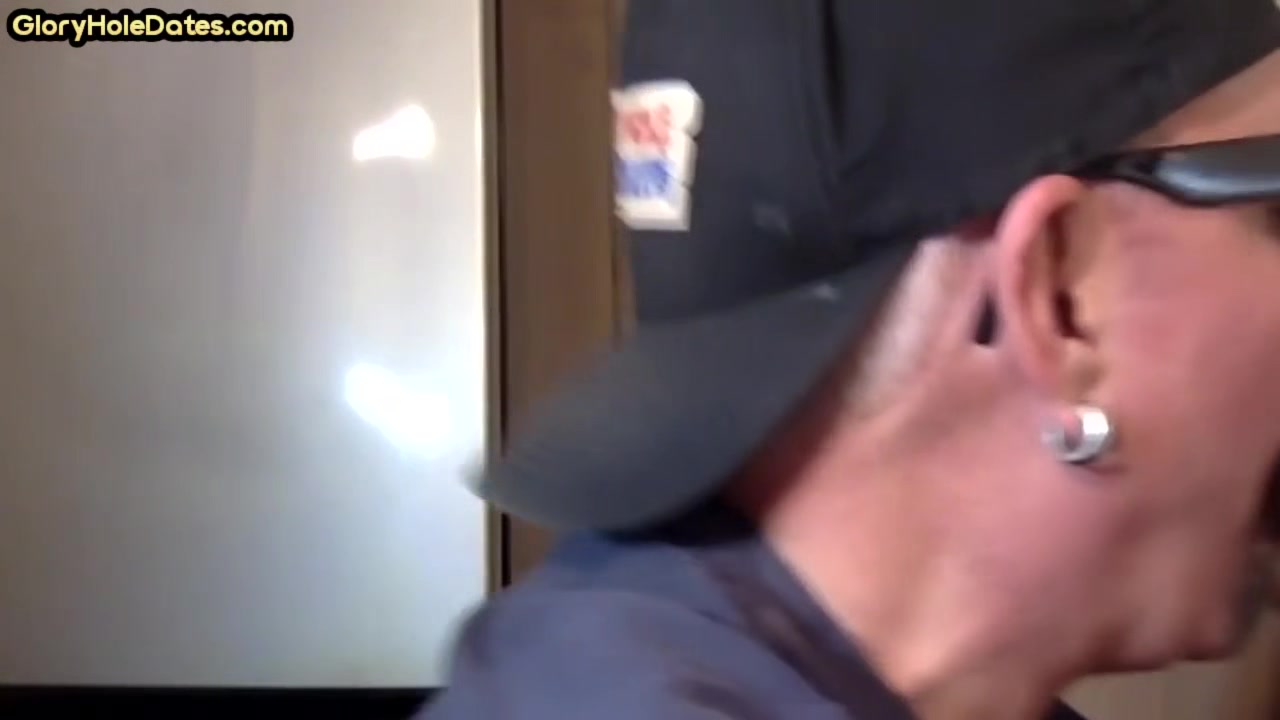 Cock hungry gloryhole DILF sucks dick in home private video